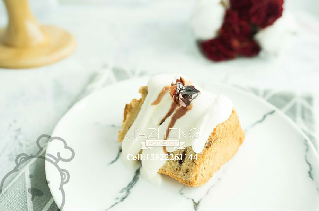 甜品培訓-戚風系列:玫瑰空氣戚風蛋糕 甜品培訓-戚風系列:玫瑰空氣戚風蛋糕